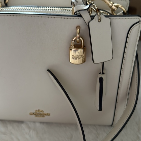 Coach Zoe Carryall - Picture 6 of 7